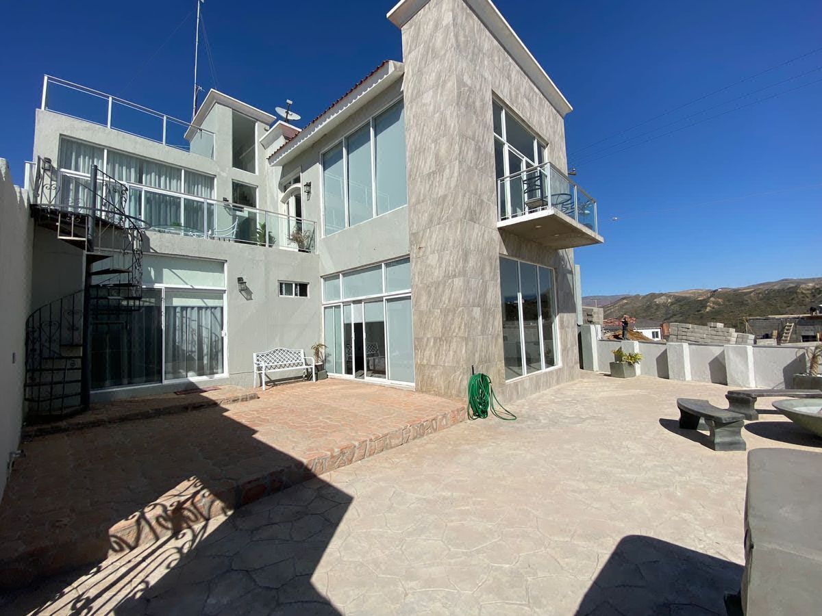 Residencia en Villas de San Pedro, Rosarito