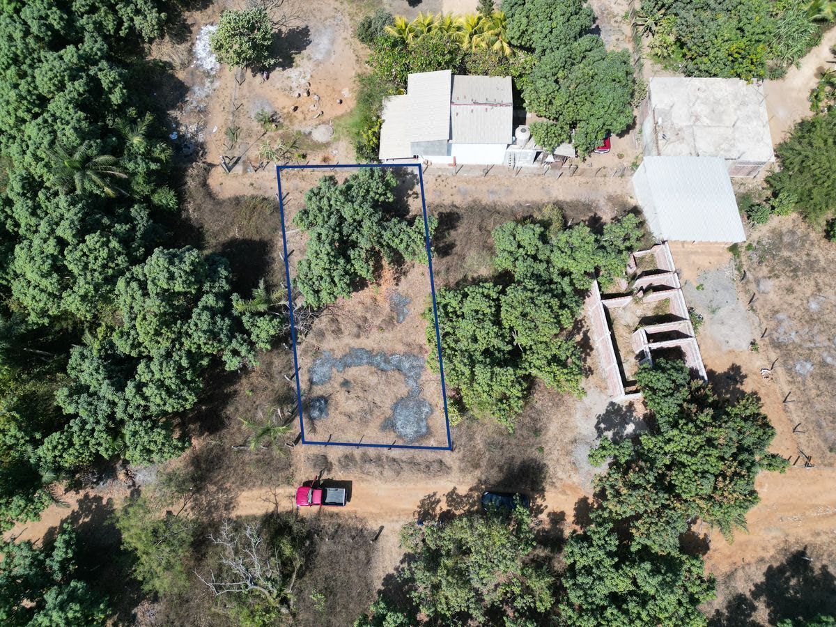 Terreno en Barrio Viejo AT3