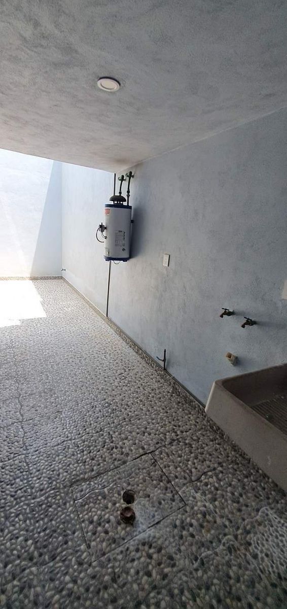 4 de 21