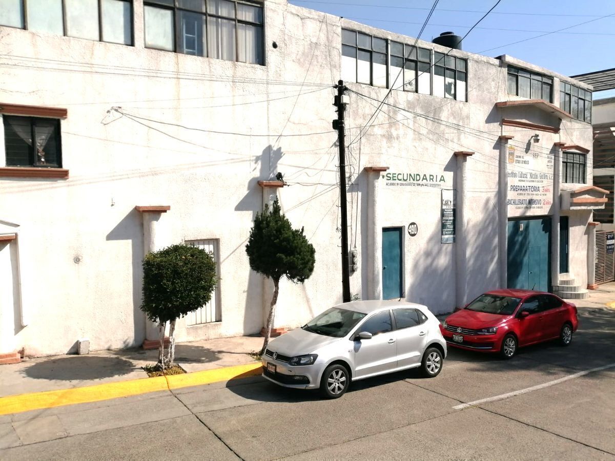 1 de 26: Edificio en venta en zona de alta densidad habitacional. 