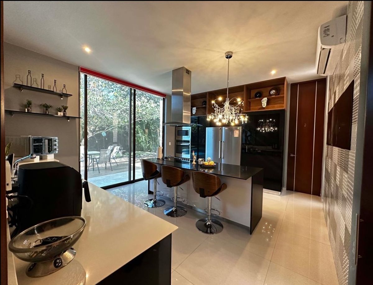 4 of 32: Cocina vista 1