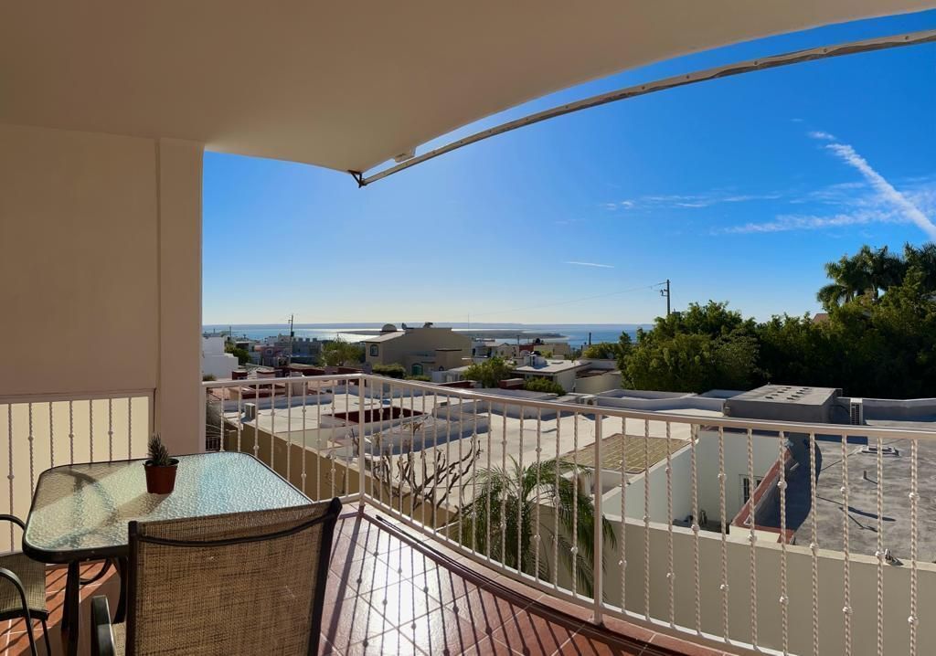24 de 26: Terraza l