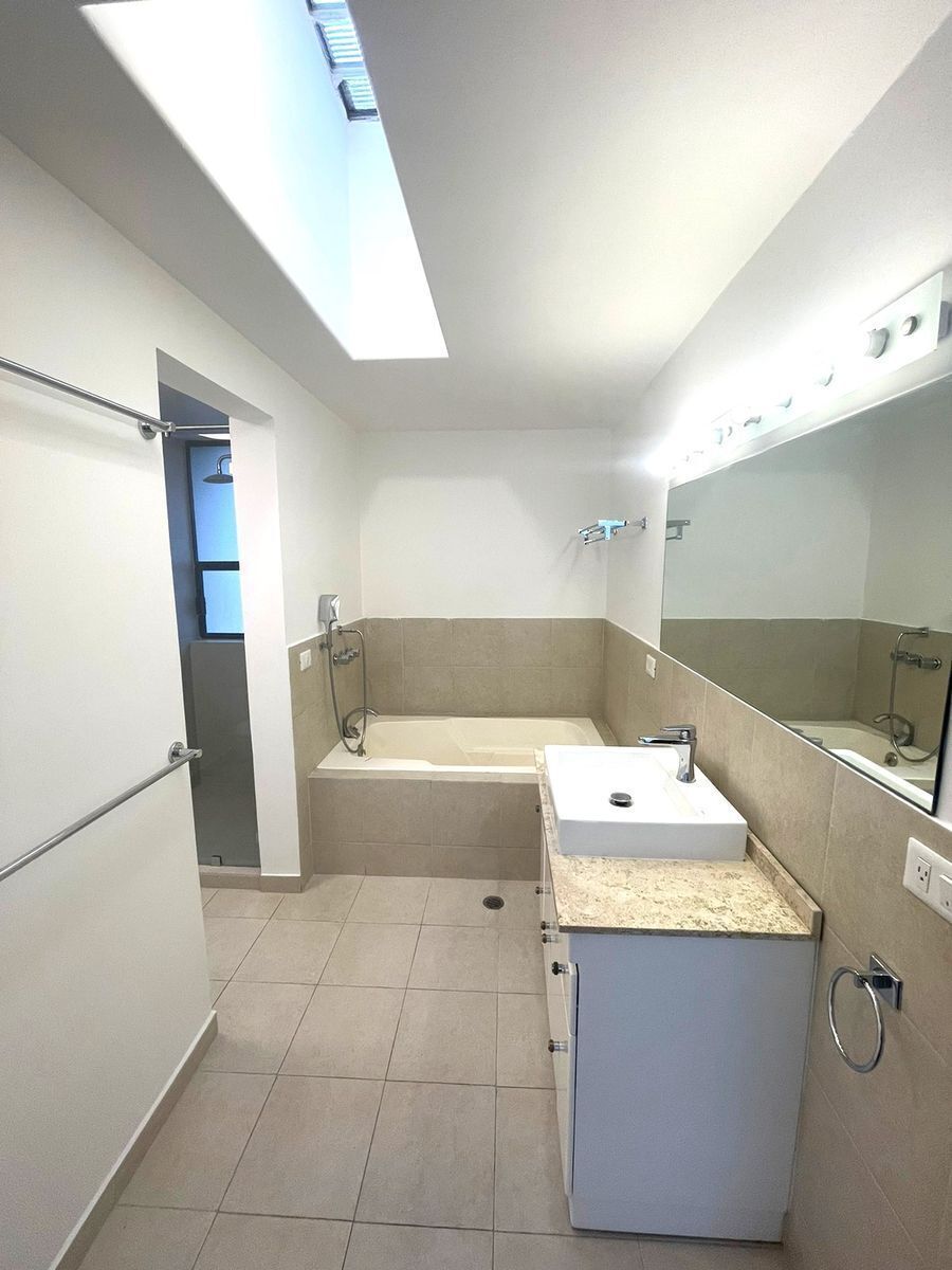 9 de 34: Acabados de lujo  en baños
