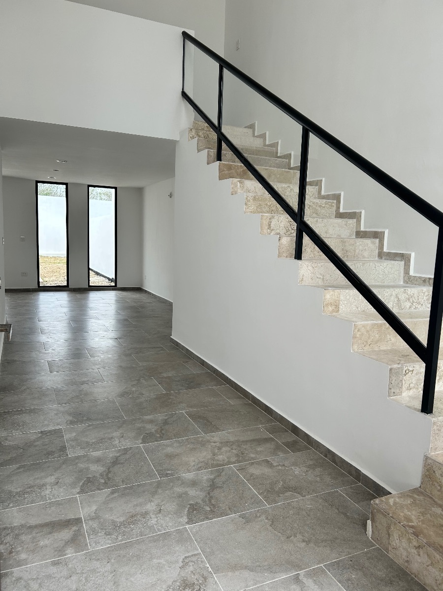 4 de 16: Estancia y recibidor