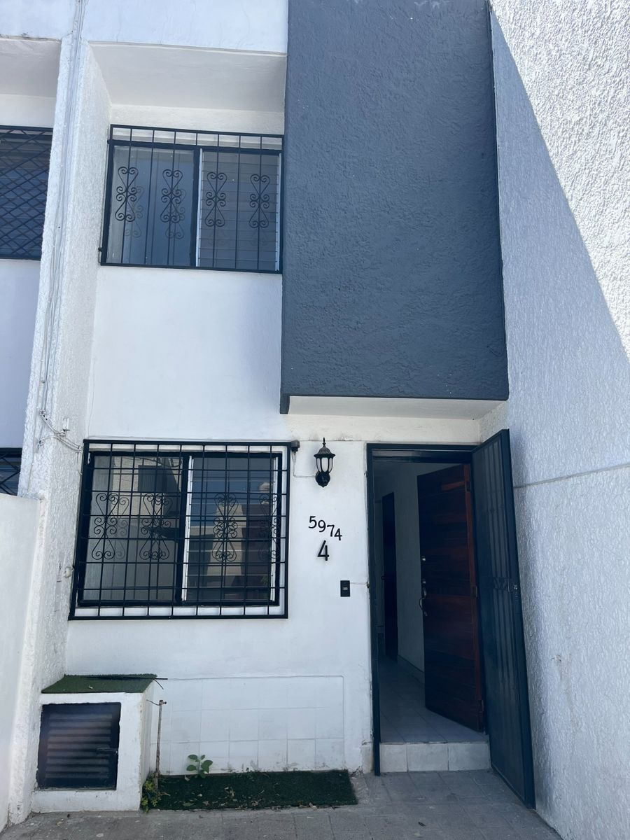 14 casas en venta en El+briseno, Zapopan, Jalisco 