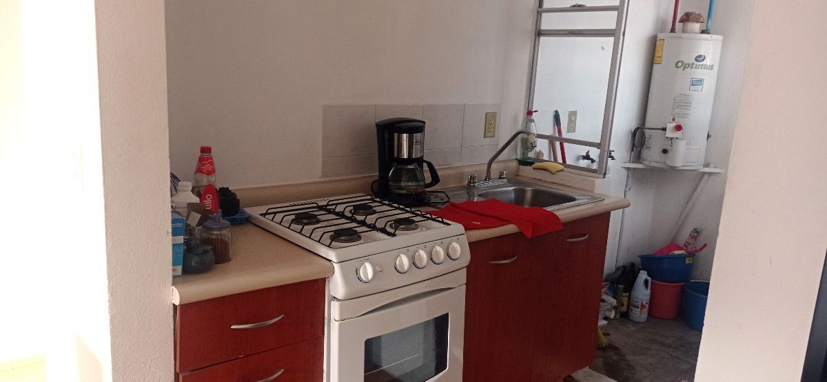4 of 10: Cocina 