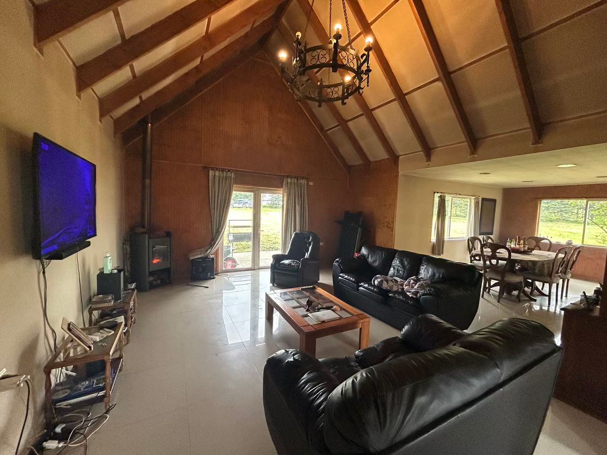 6 de 27: Living casa 1