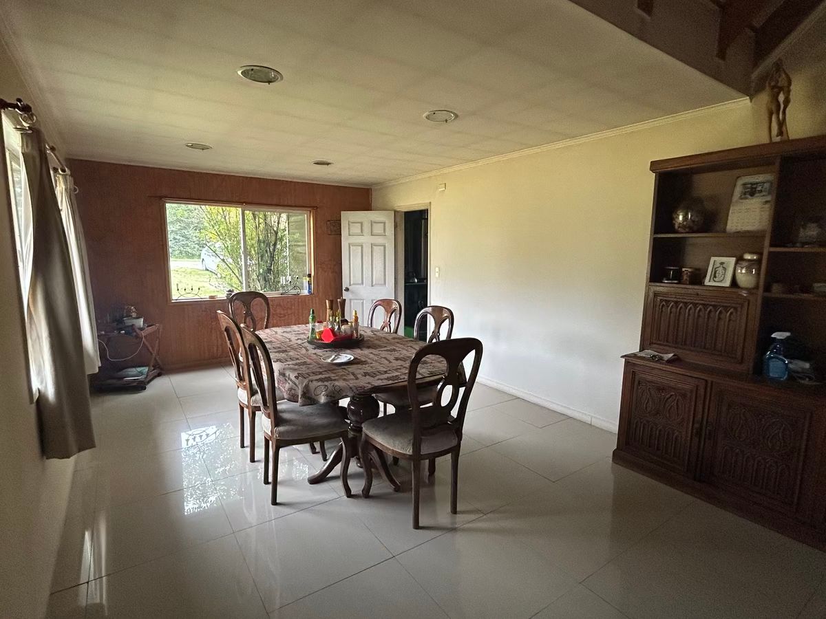 7 de 27: Comedor casa 1