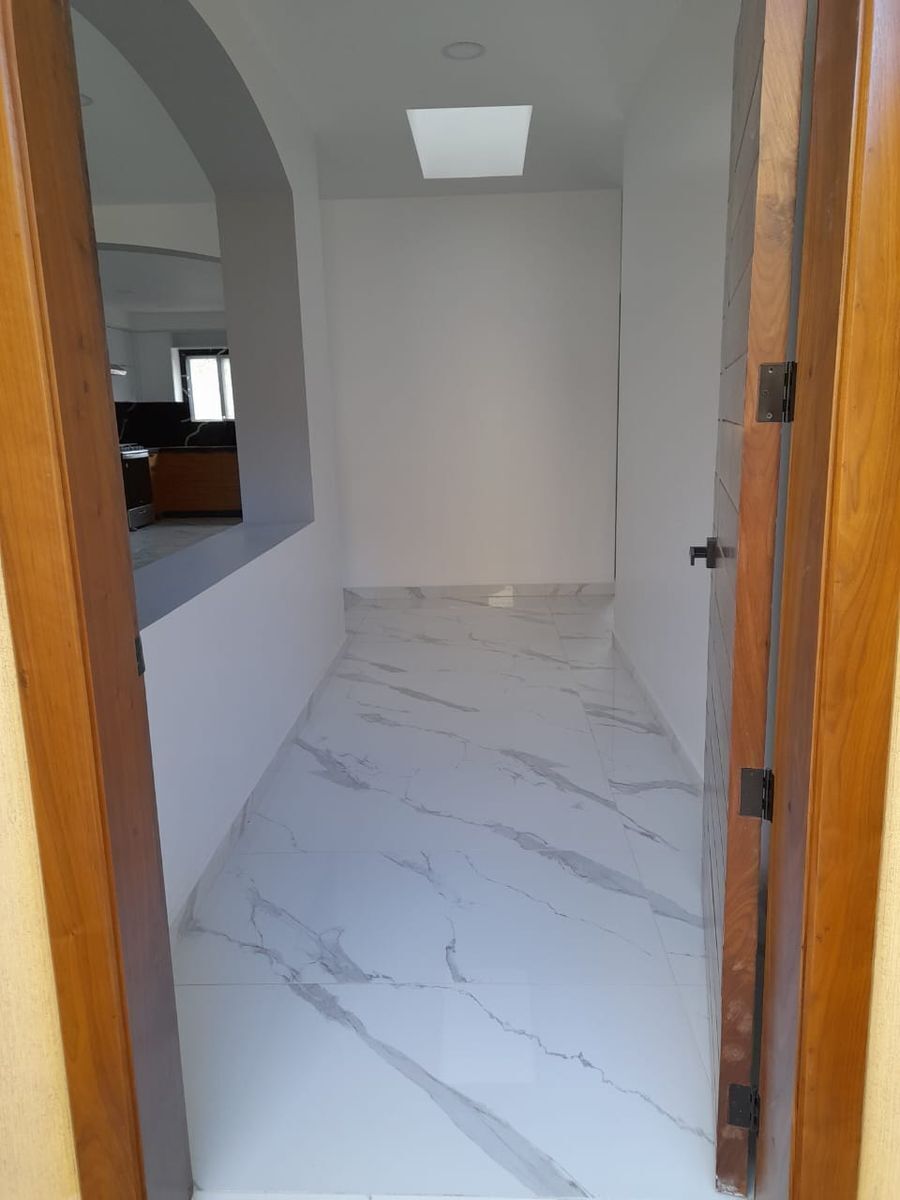 1 de 15: ENTRADA PASILLO