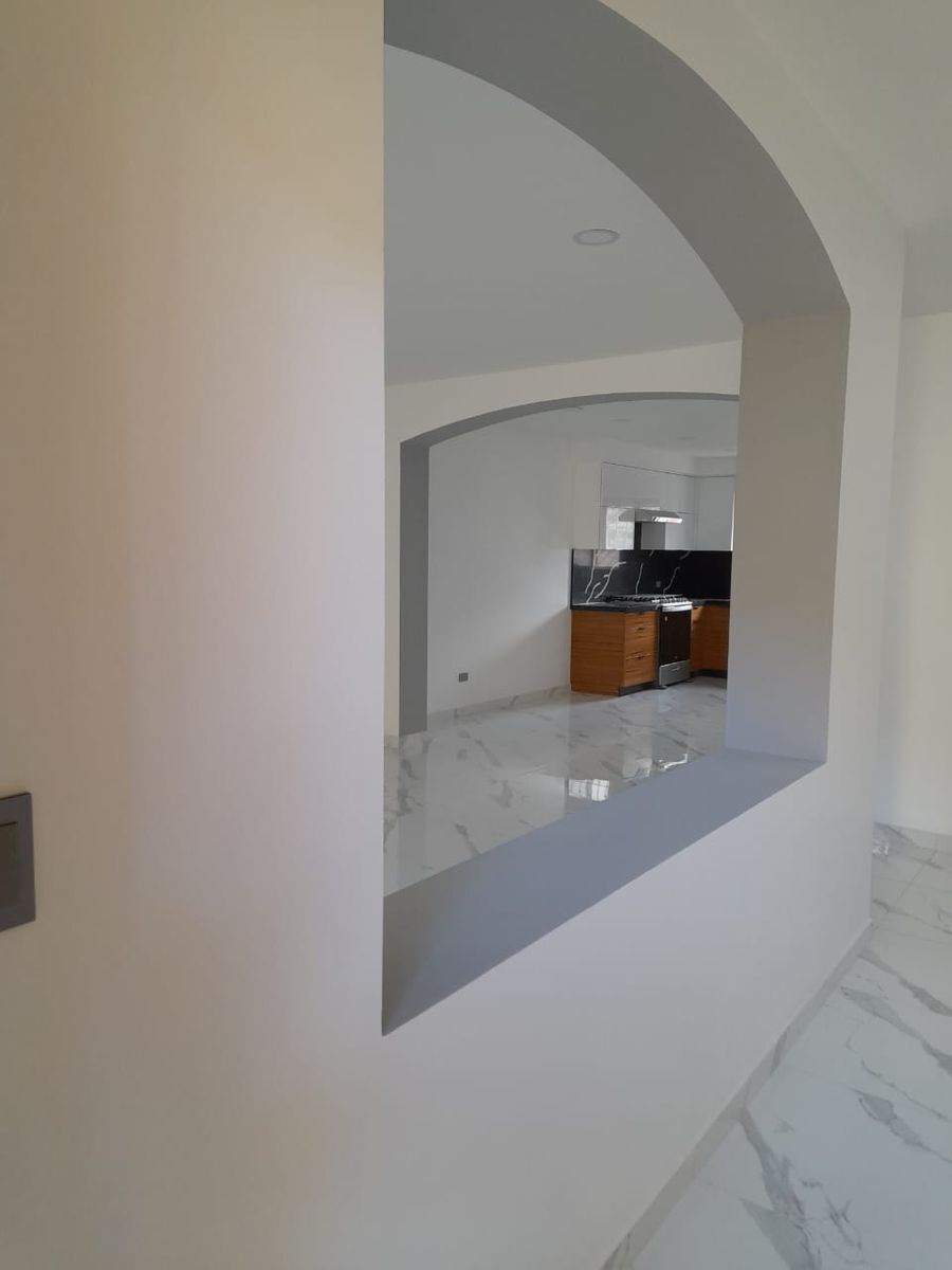 2 de 15: PASILLO SALA