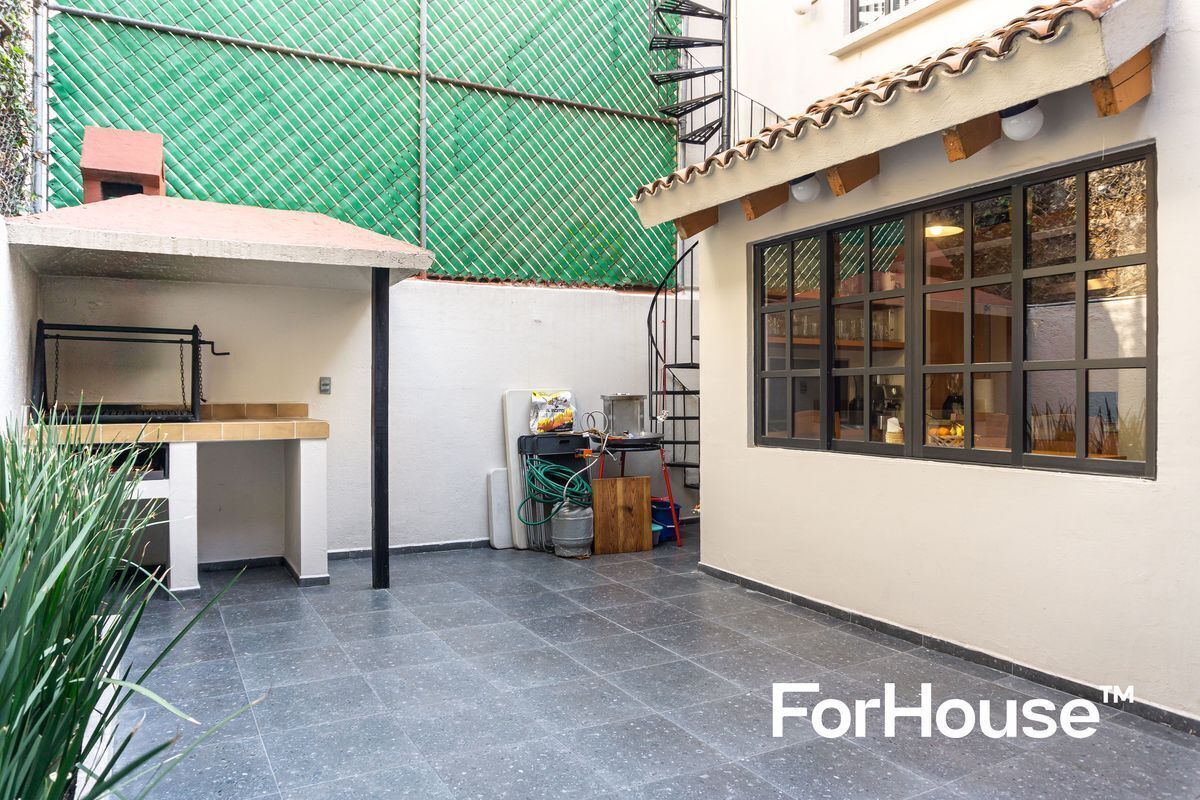 10 of 29: Área de grill