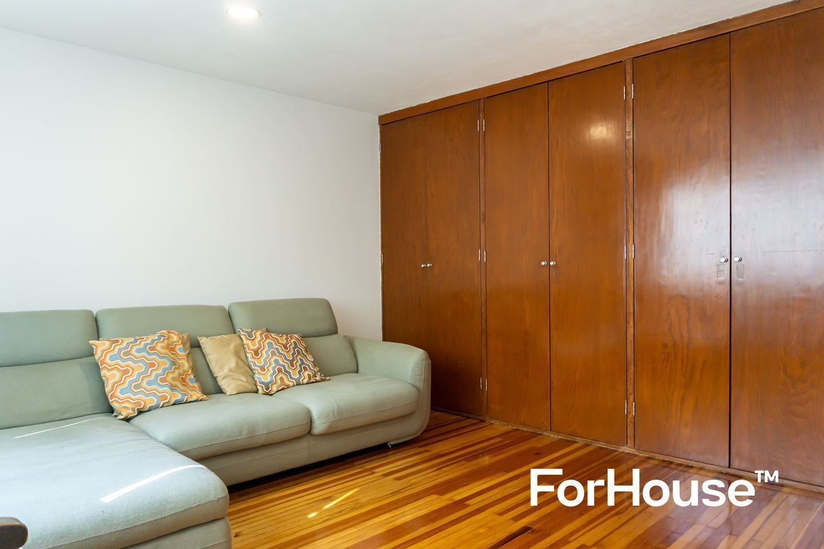 25 of 29: Tercer recámara