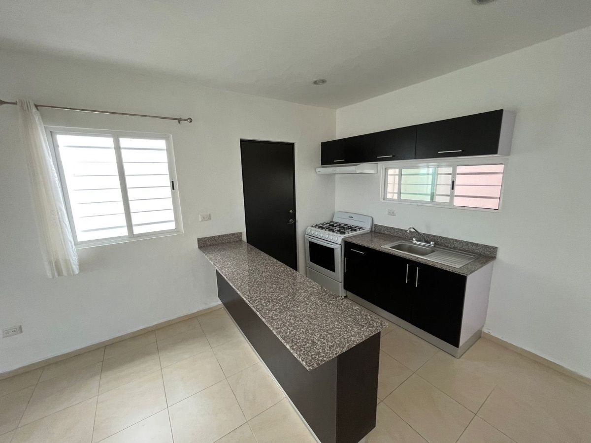 Casa en Gran Santa Fe, Mérida, foto 4 de 16