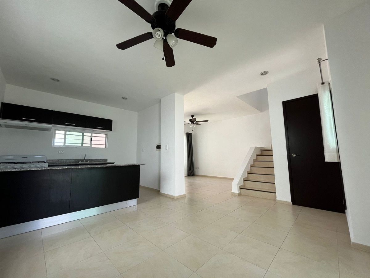Casa en Gran Santa Fe, Mérida, foto 5 de 16