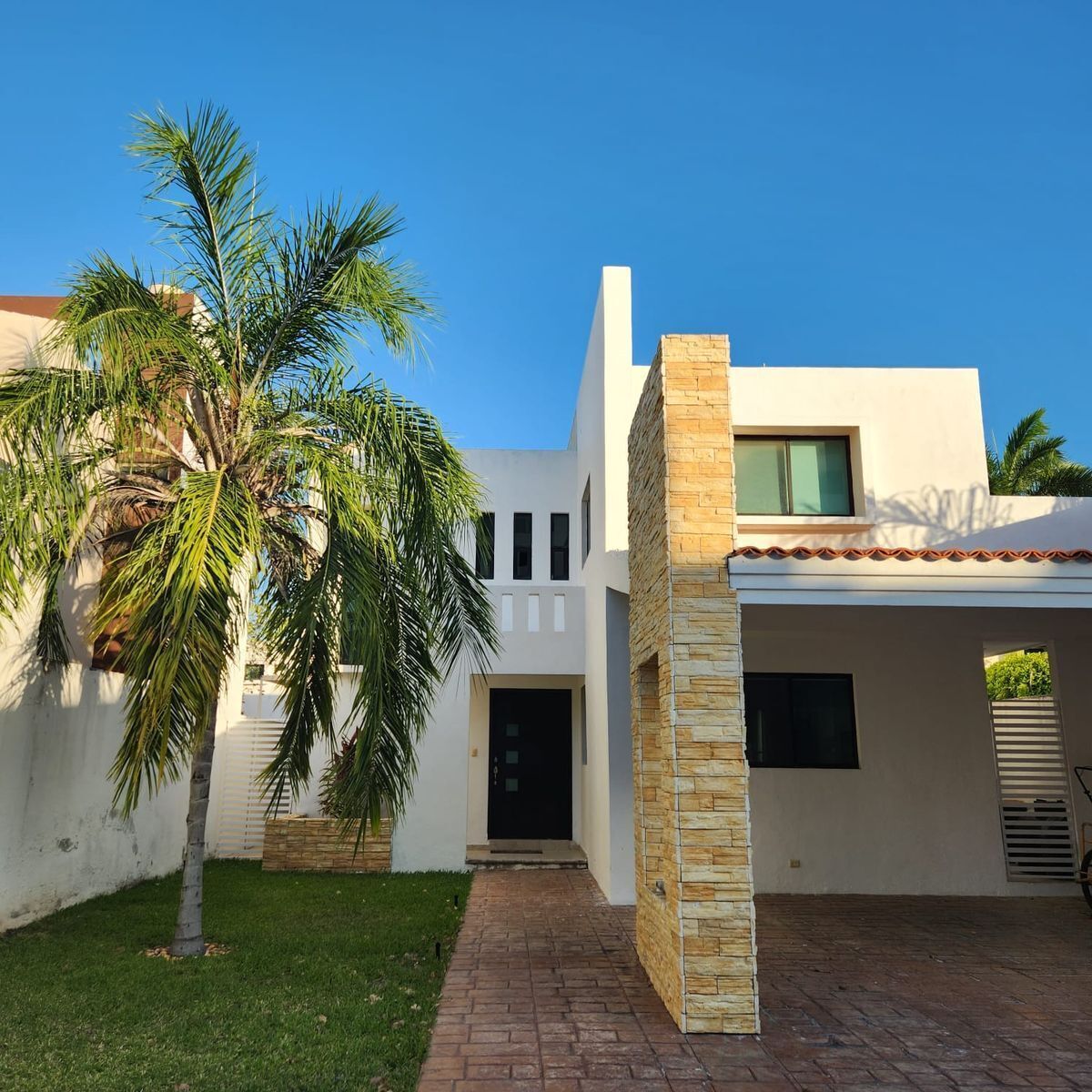 Casa en Renta en Privada Palmerales, Fraccionamiento Altabrisa. Mérida ,Yucatán.