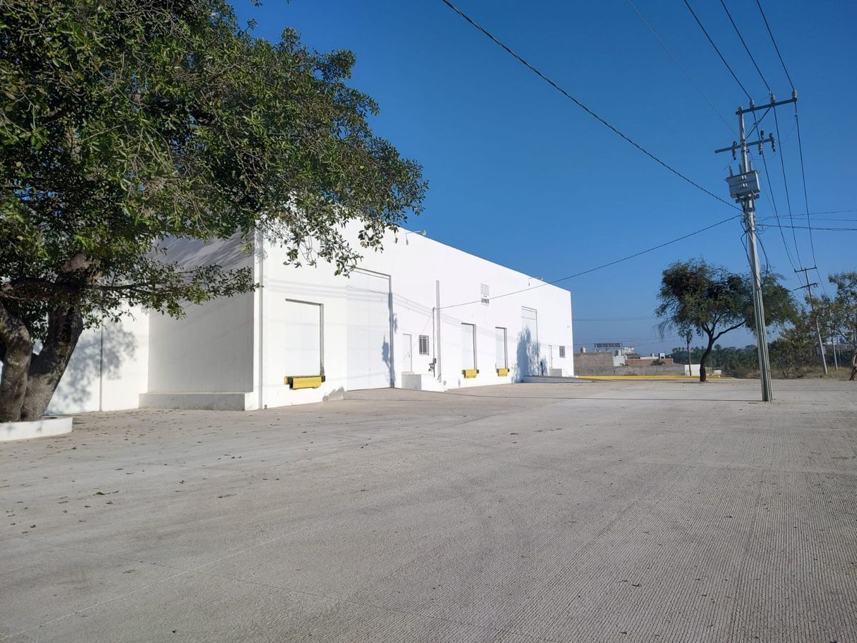 BODEGAS EN RENTA EN NUEVO PERIFERICO ORIENTE, COLINAS DE TONALÁ, TONALÁ,  JAL.