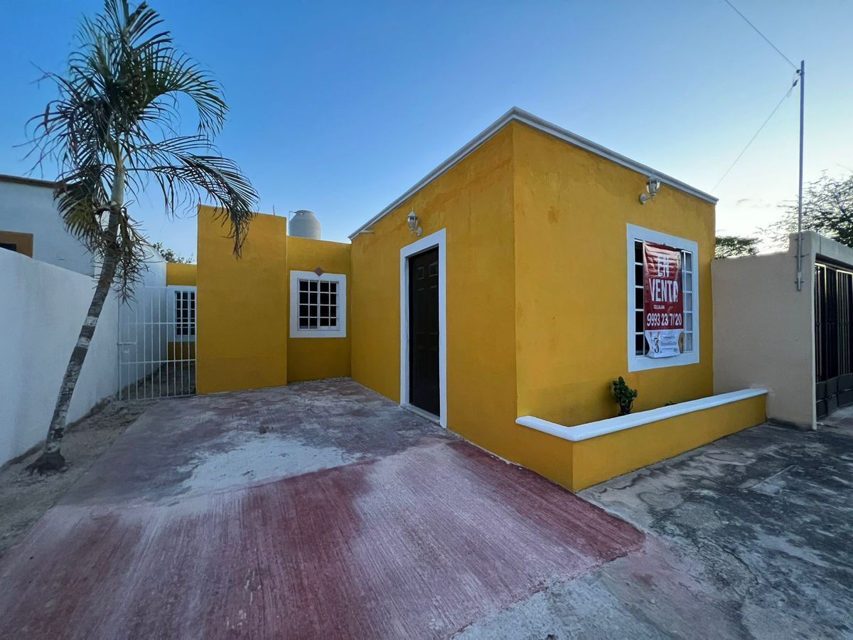 EN VENTA CASA RECIEN REMODELADA CIUDAD CAUCEL