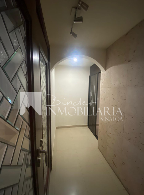 Casa en Venta en Viñedos Residencial Los Mochis, Sinaloa.