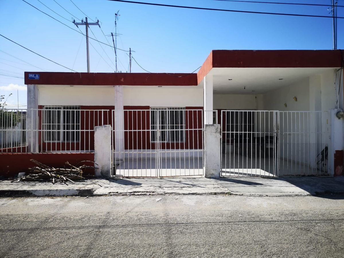 Casa en venta cerca Plaza Galerías