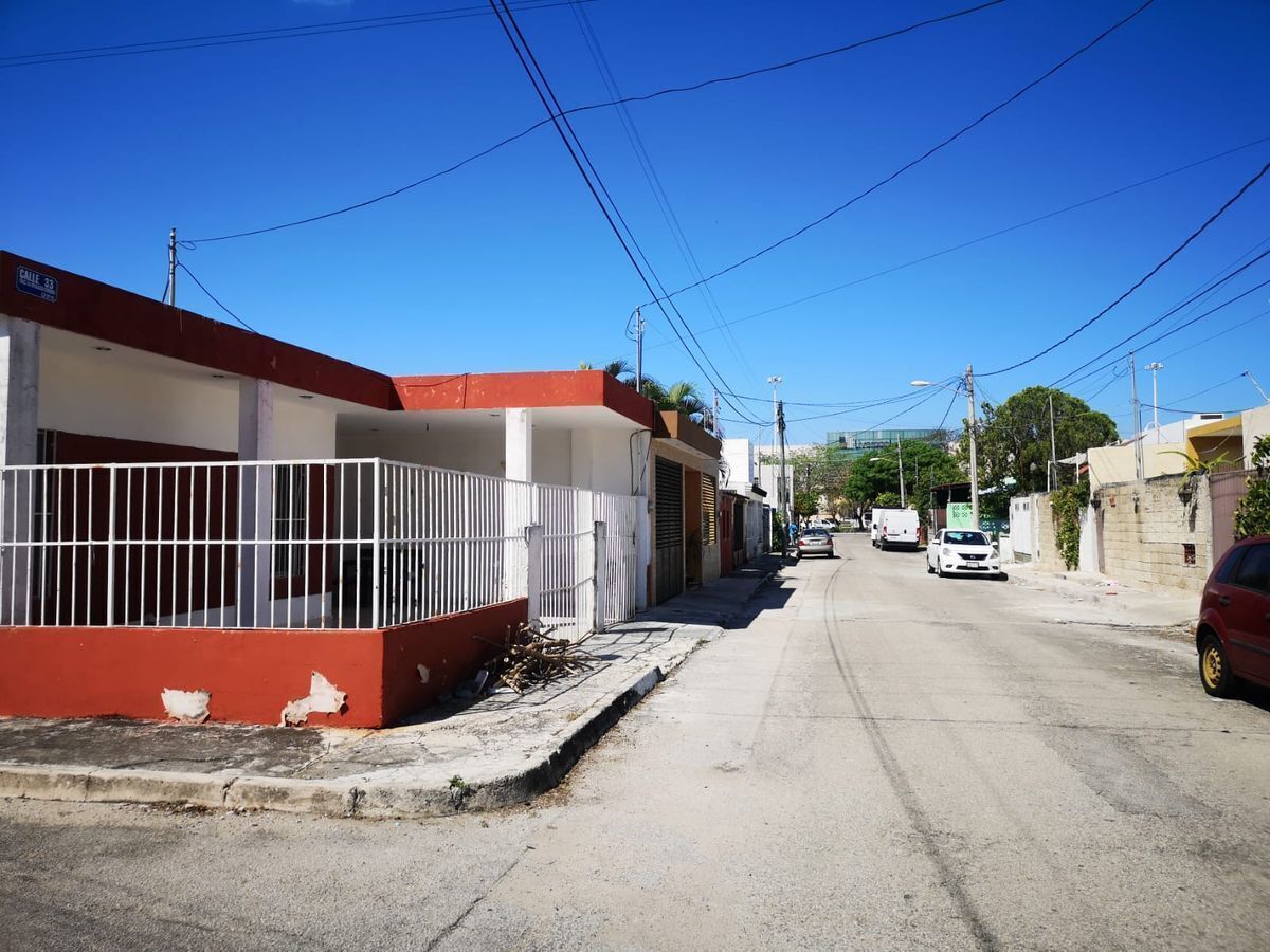 Casa en venta cerca Plaza Galerías