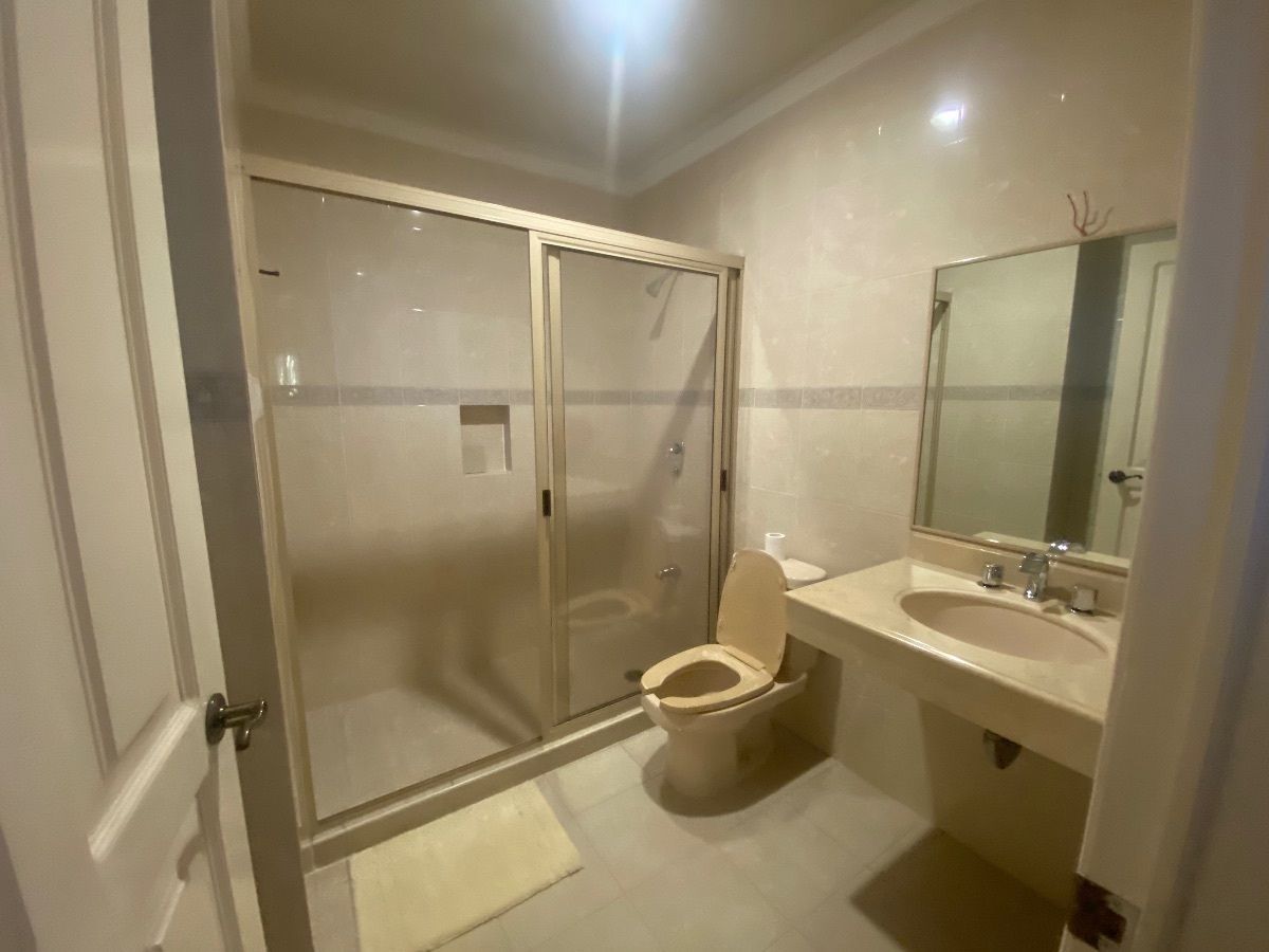 34 of 45: baño recamara 3