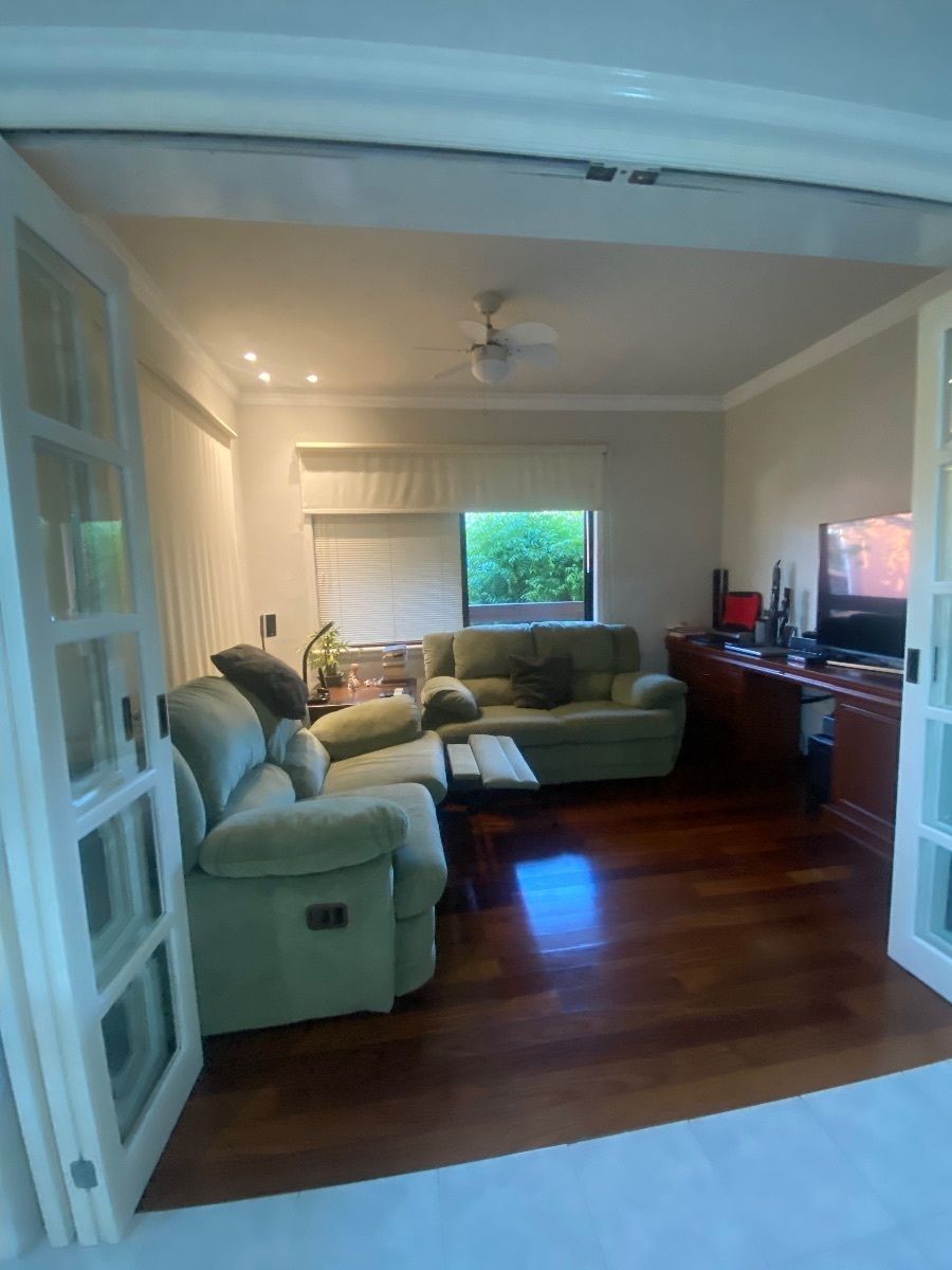 40 of 45: sala tv recamara 1