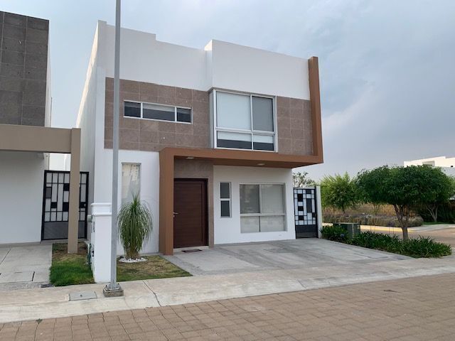 Casa en venta en Cumbres Provenza, Juriquilla, Qro.