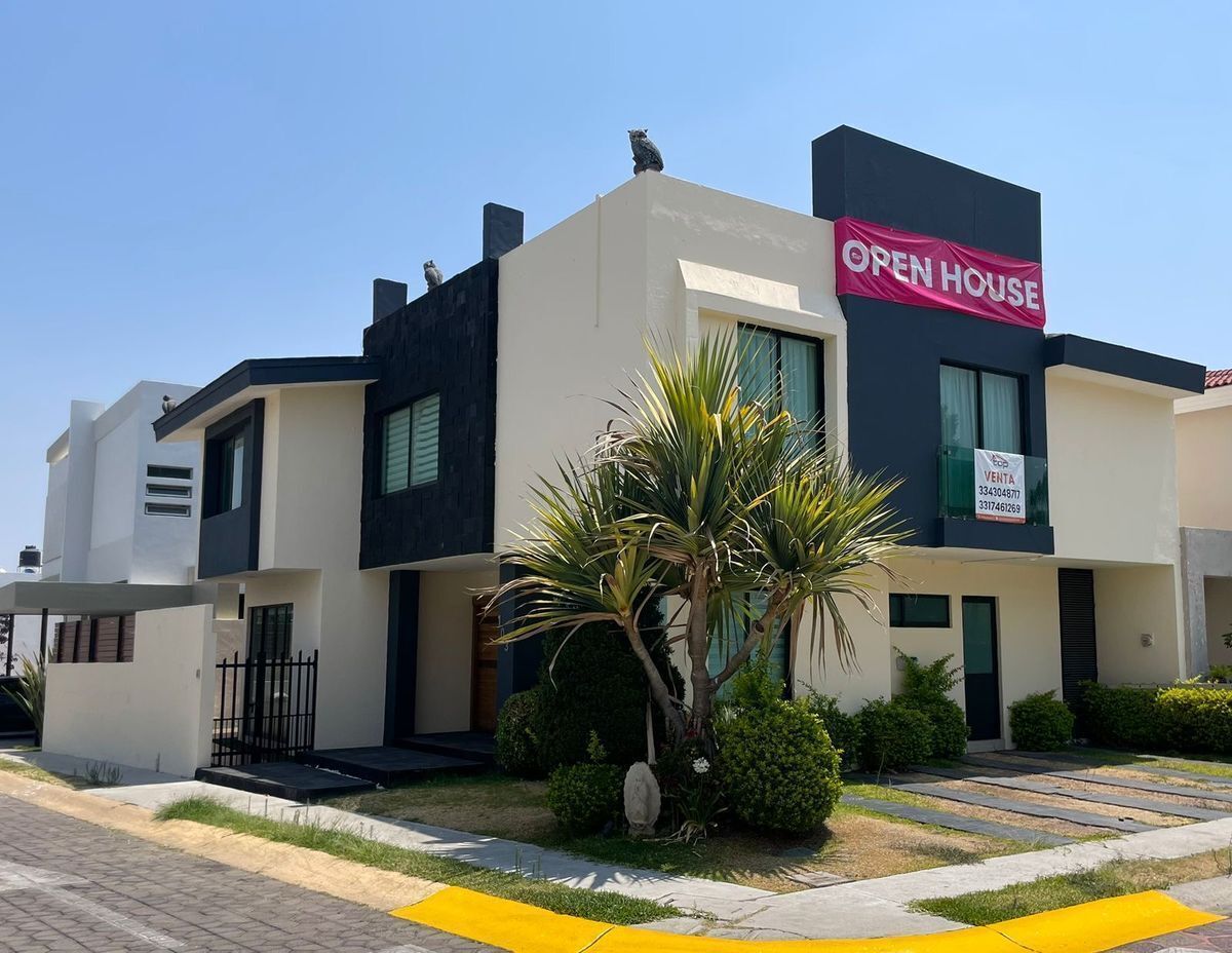 80 casas en venta en Jardin real, Zapopan, Jalisco 