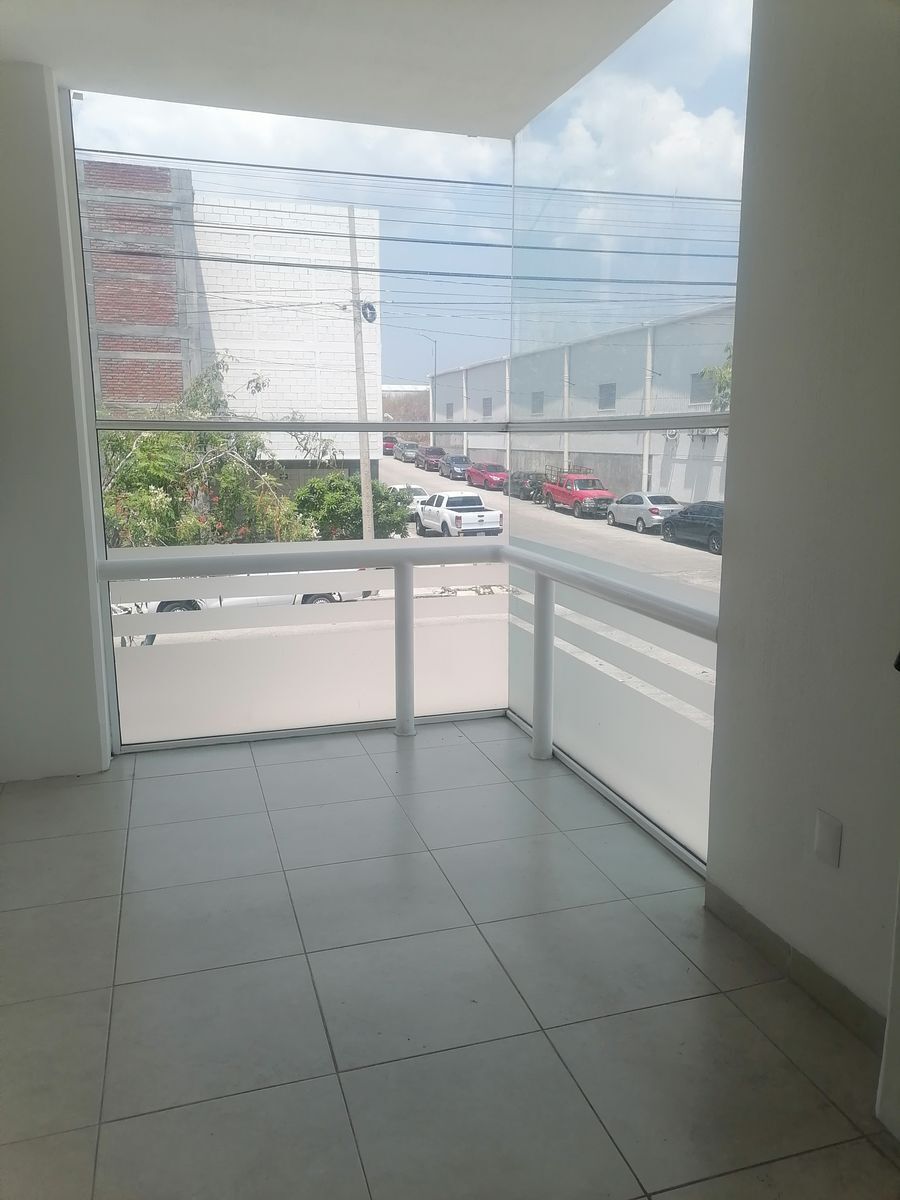 32 de 34