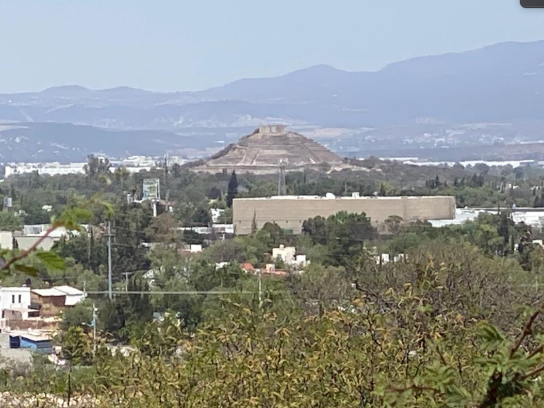 1 de 9: Piramide de El Pueblito