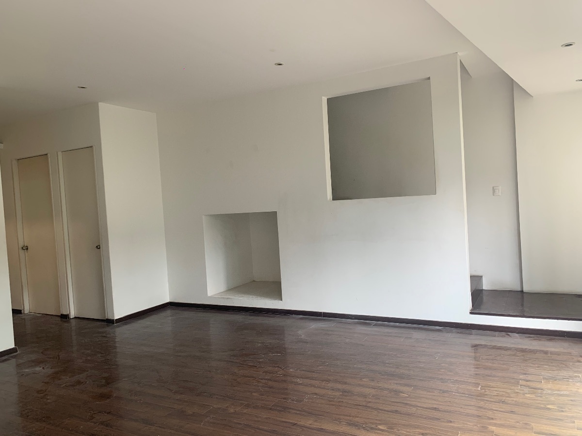 Estancia y escaleras