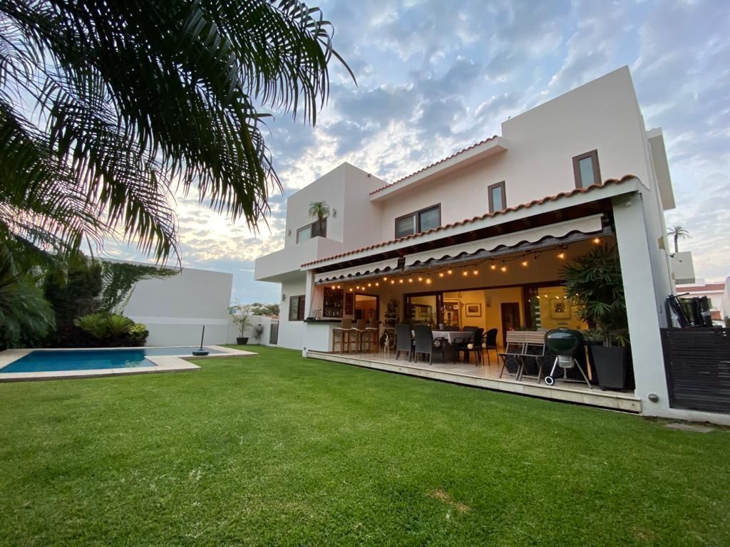 RESIDENCIA AL SUR DE CUERNAVACA, PARAISO COUNTRY CLUB | EasyBroker