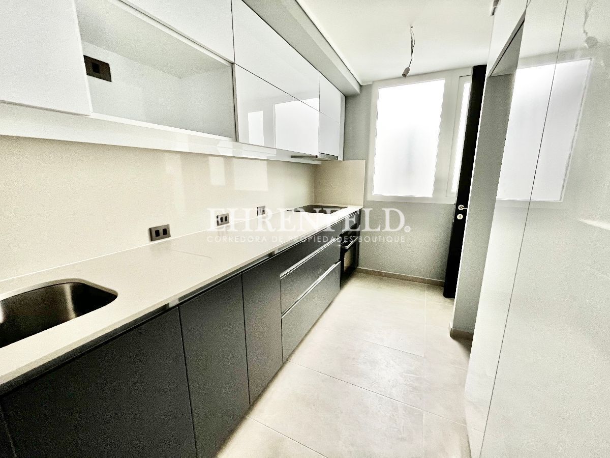 18 de 18: cocina tradicional cerrada