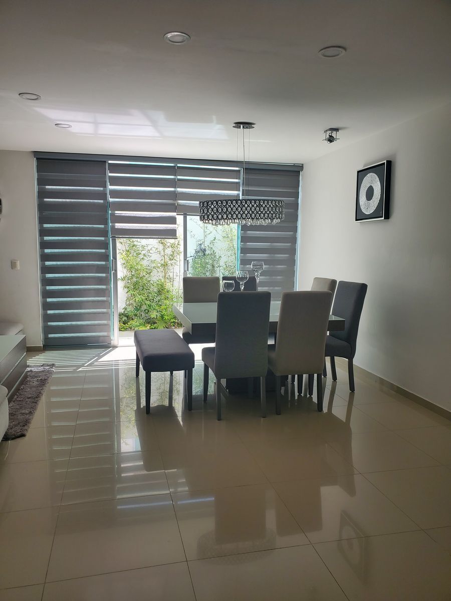 SE VENDE CASA EN COTO EN BOSQUES NATURA, ZAPOPAN