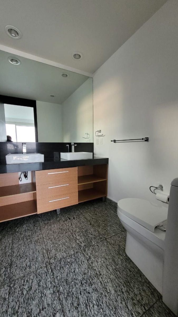 Departamento en renta con Terrazas en bosque real