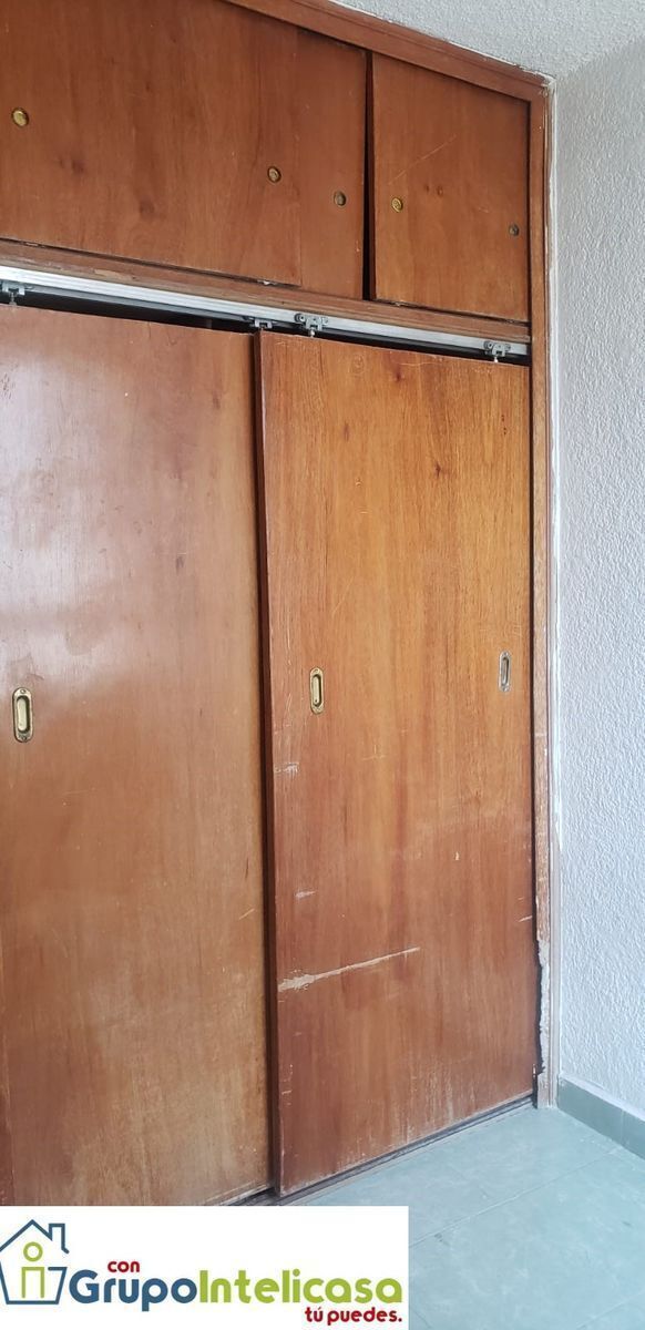 4 de 15