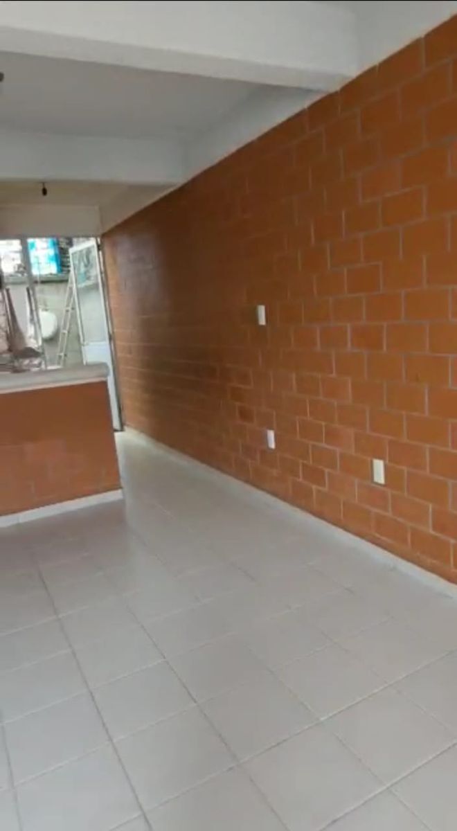 4 de 17