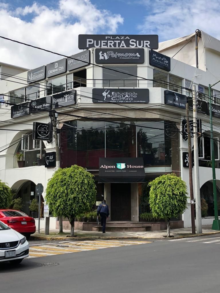 Local en centro comercial en Toriello Guerra, Tlalpan, foto 3 de 18