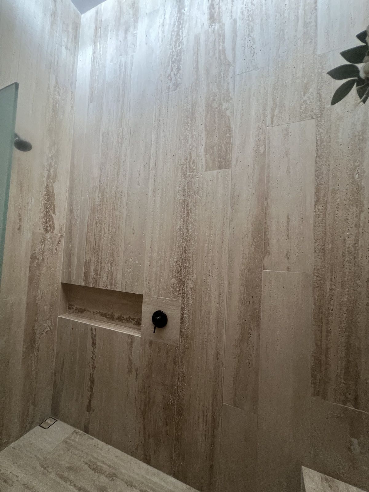 19 de 27: REGADERA MEDIO BAÑO