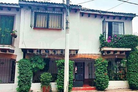 SE VENDE CASA EN RINCON COLONIAL CALACOAYA | EasyBroker