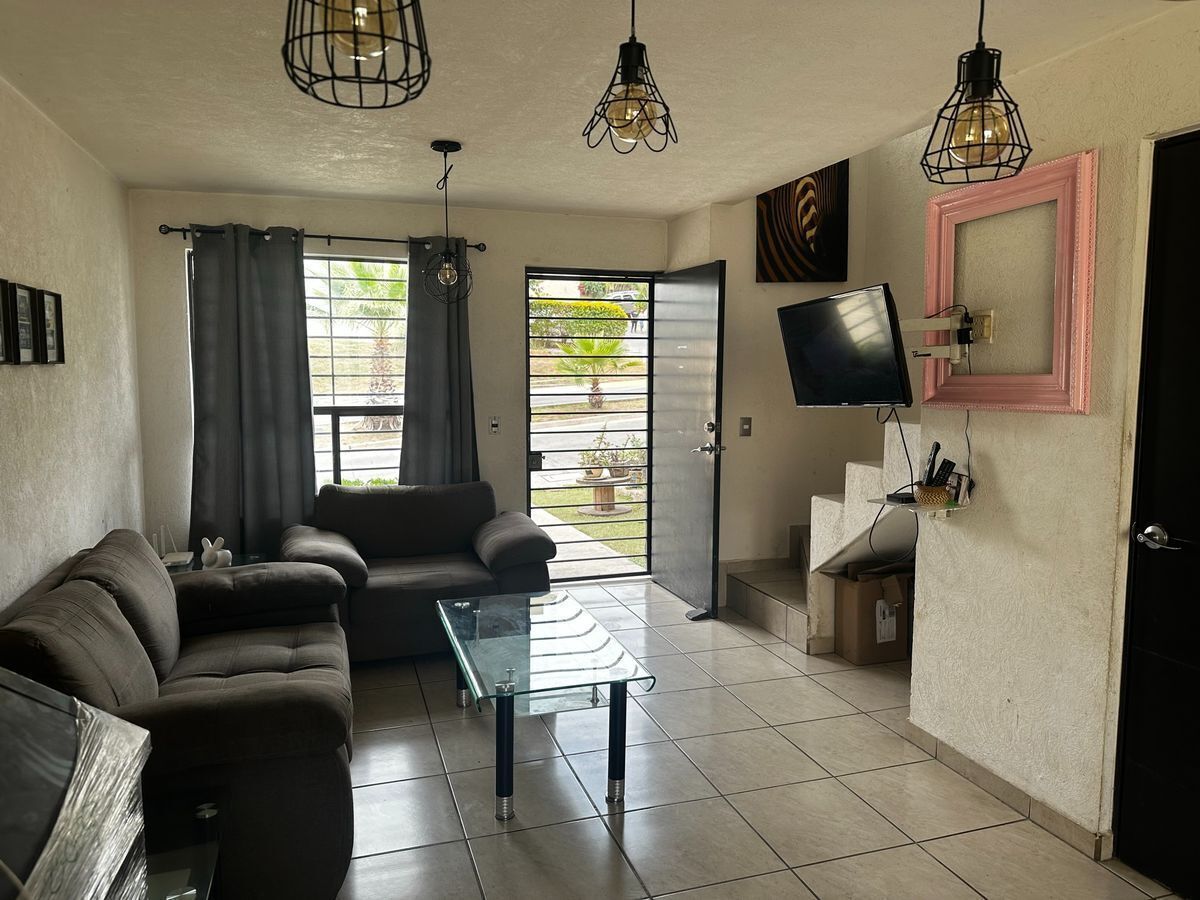 Casa en venta en Alameda, 00, Alta california residencial, Tlajomulco de  Zúñiga, Jalisco - Casas y Terrenos