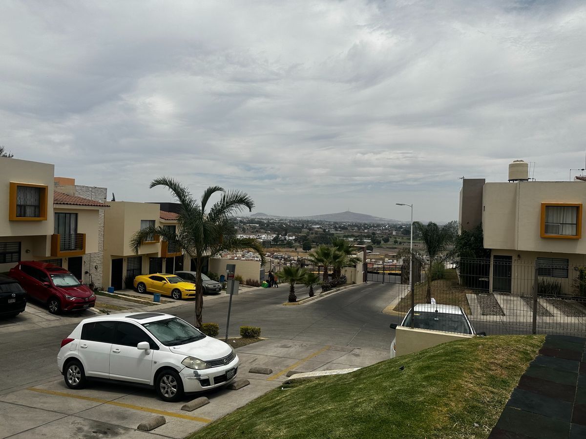 Casa en venta en Alameda, 00, Alta california residencial, Tlajomulco de  Zúñiga, Jalisco - Casas y Terrenos