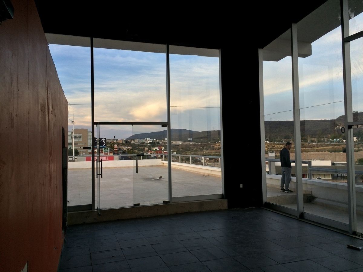 4 de 12: Local en venta Juriquilla Santa Fe Querétaro