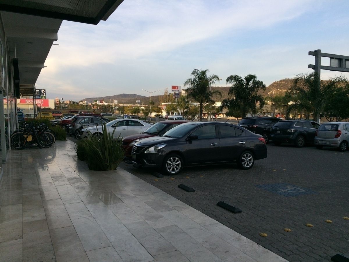 9 de 12: Local en venta Juriquilla Santa Fe Querétaro