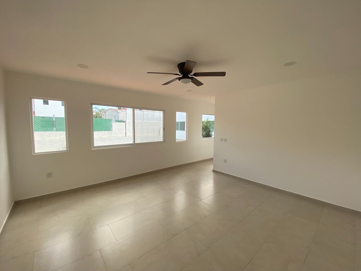 10 de 16: Cuarto de tele