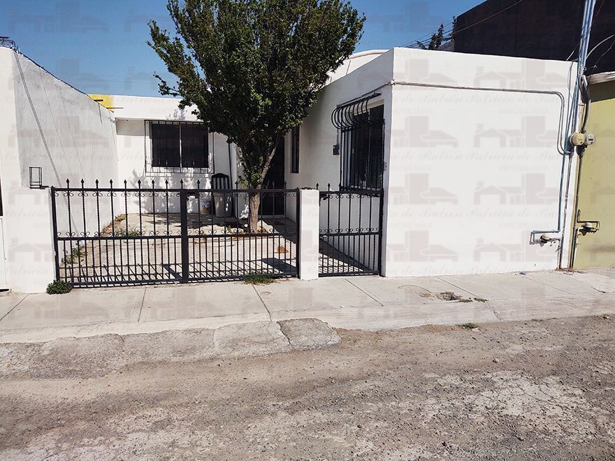 Casa Remodelada en Venta de una Planta en Campestre Villas del Álamo,  Pachuca