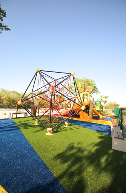 8 de 12: Juegos Infantiles