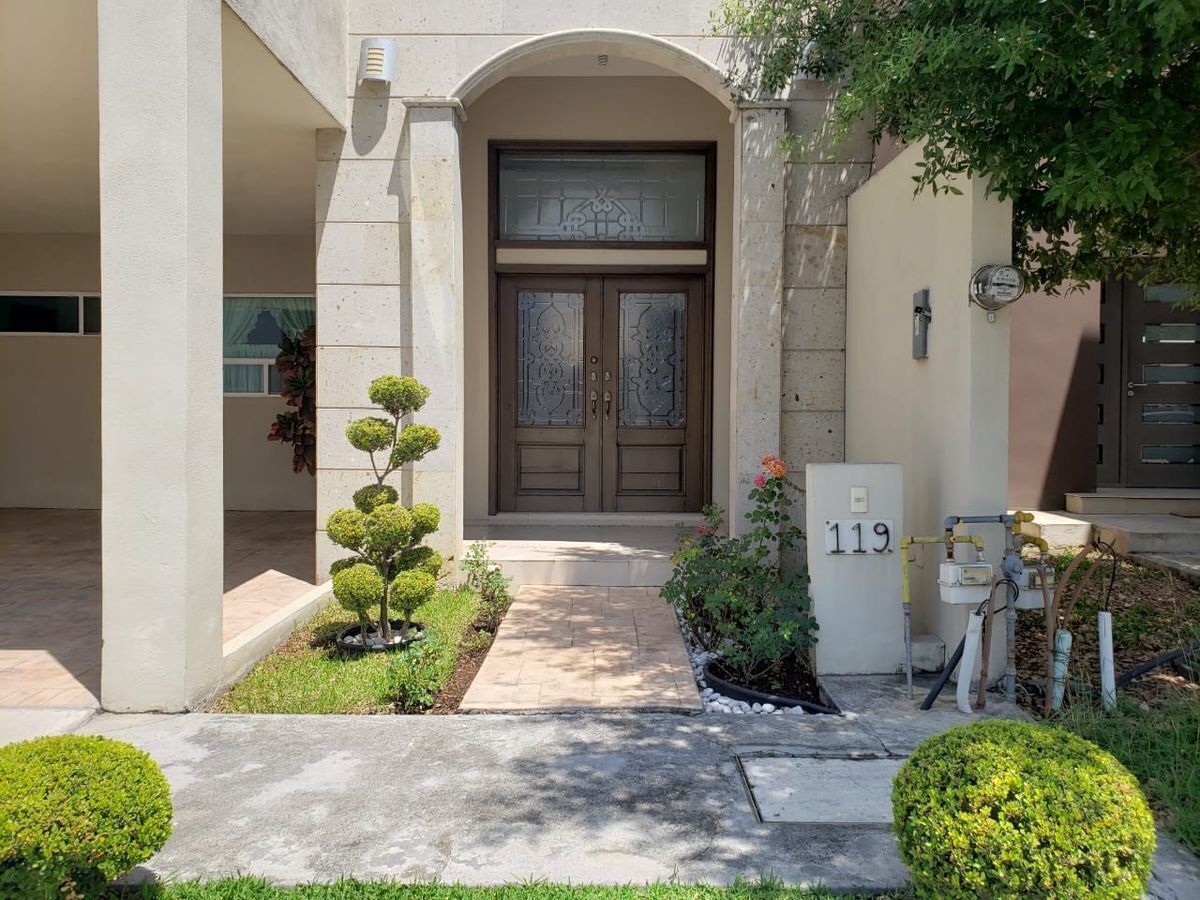 CASA EN VENTA ZONA SUR DE MONTERREY