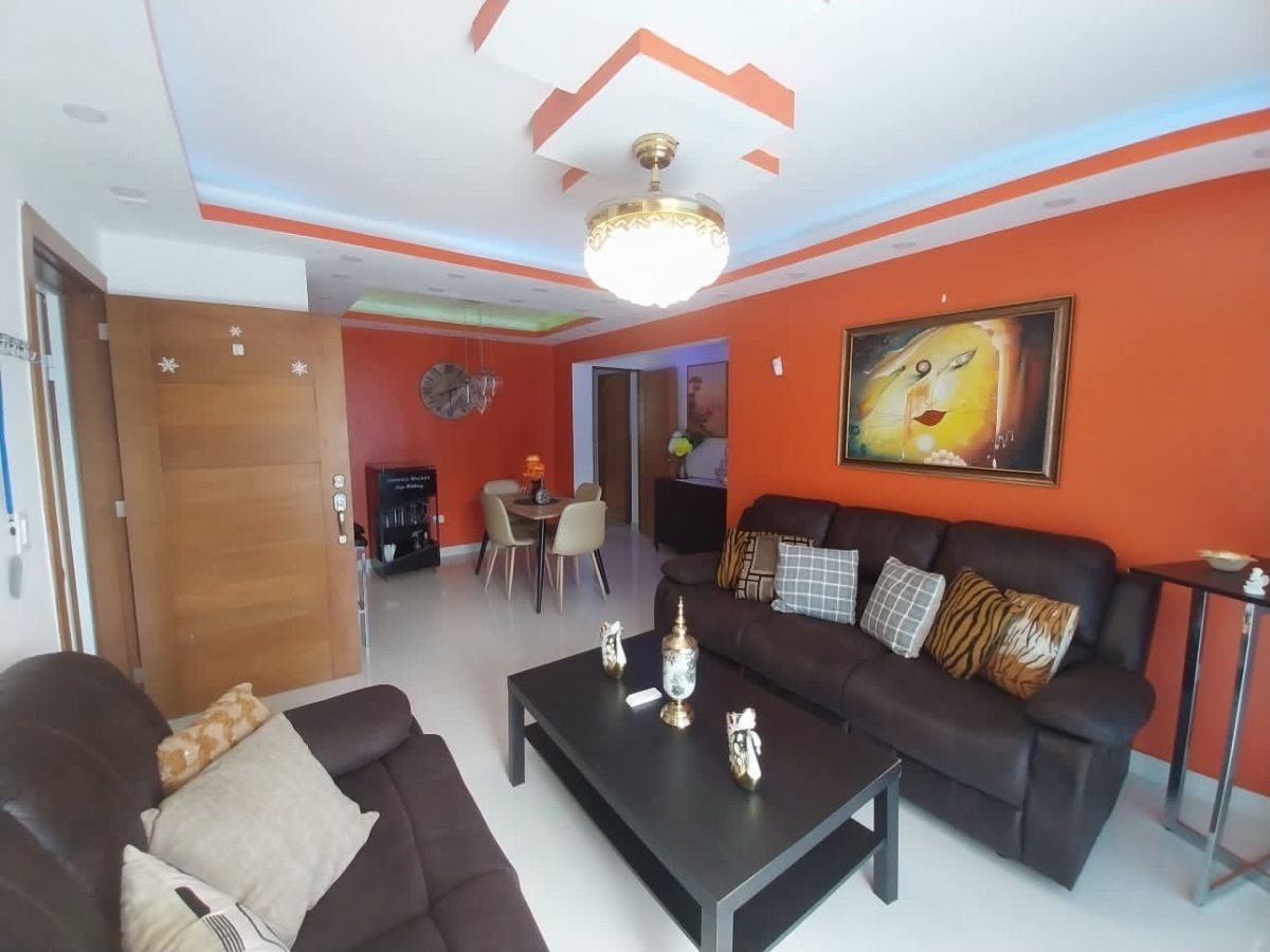 2 de 19: Sala