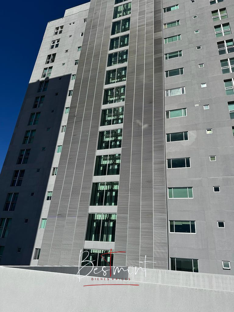 1 de 31: Fachada Les Tours D'Argent